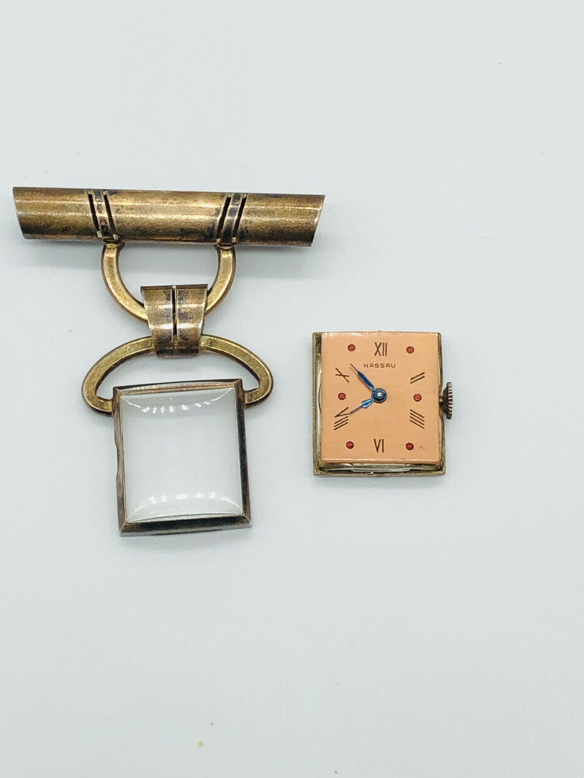Vtg NASSAU 1OK Gold Plated Brooch Pin WATCH Wind Up 17 Jewels Swiss RUNNING