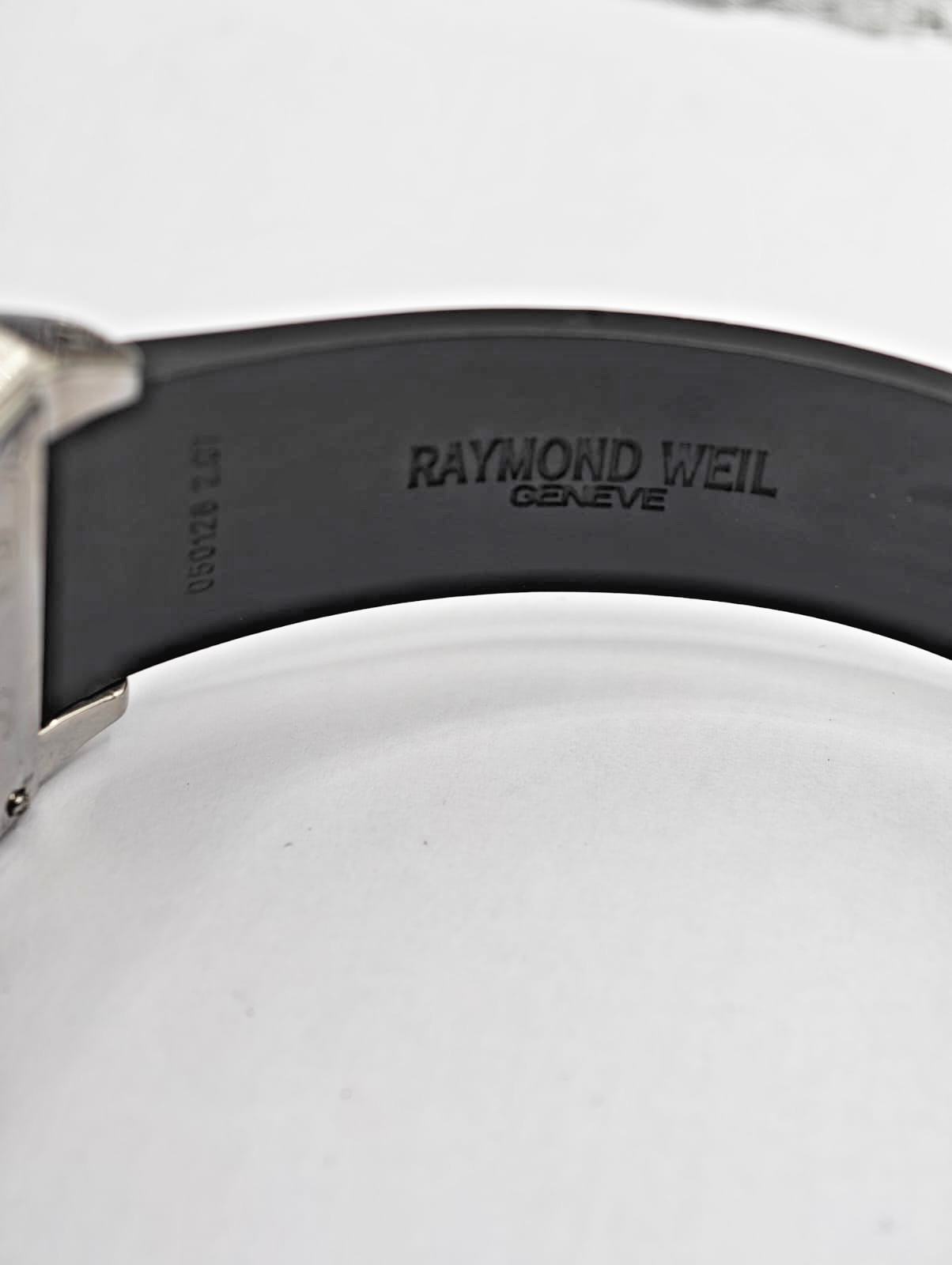 Raymond Weil Tango 4881/1 Chronograph Big Date Quartz Watch Rubber Strap