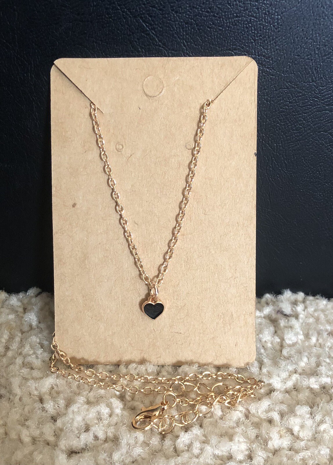 Black And Gold Heart Shaped Necklace – Handmade – Fashion Jewelry