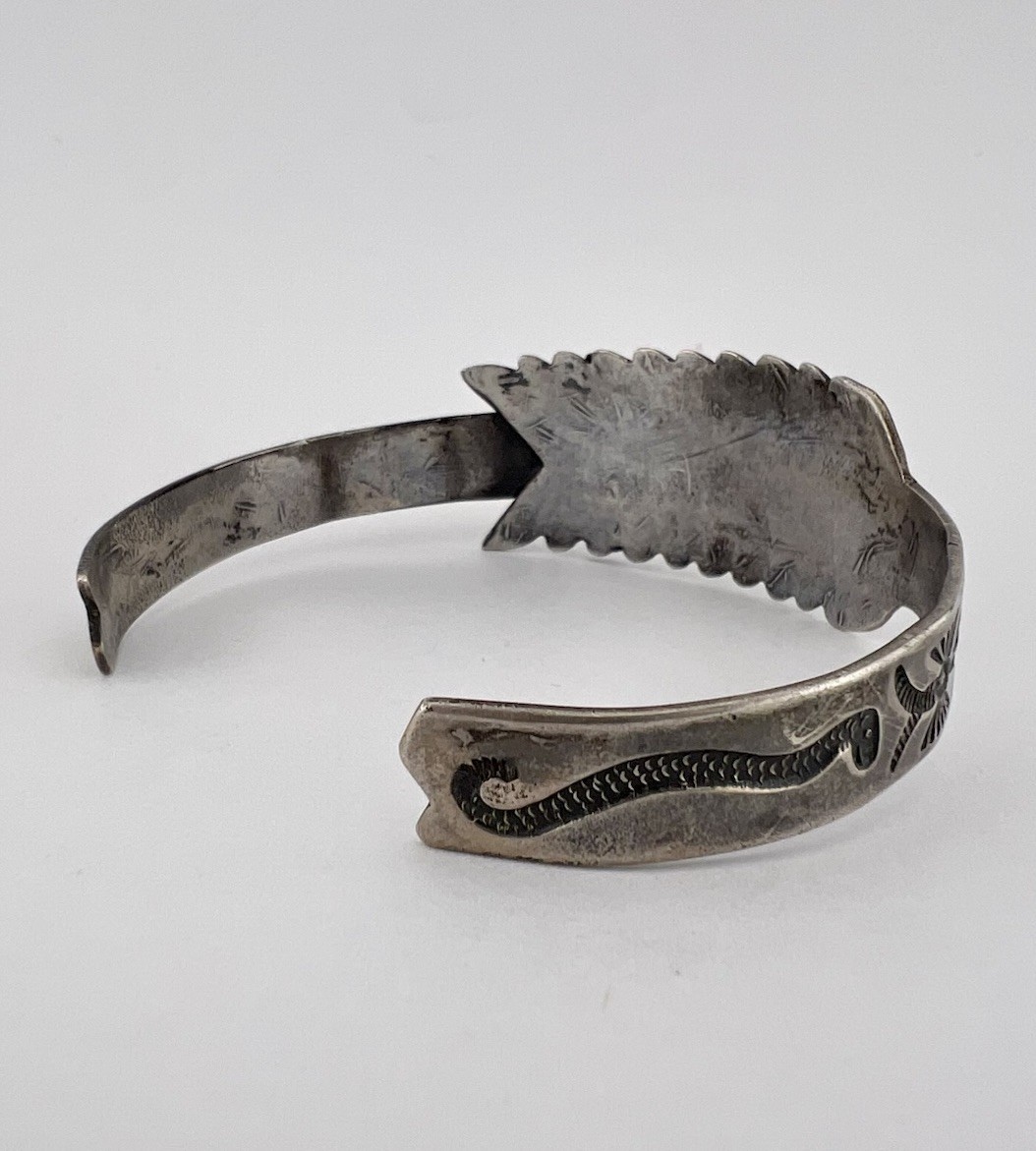 OLD 1940’s Fred Harvey Navajo Coin Silver Stamped Arrow Snake Cuff Bracelet