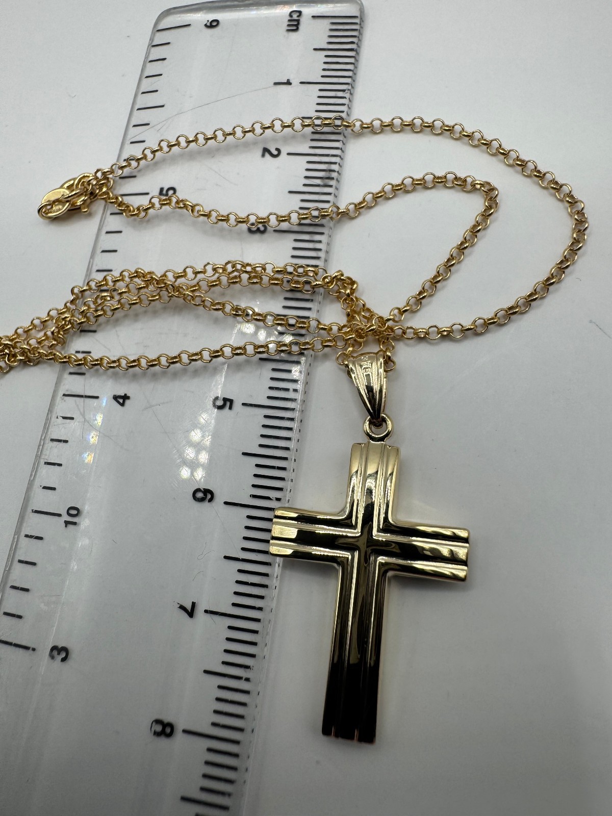 9ct Yellow and White Gold Cross Pendant and Chain Necklace 20 Inch / 50cm