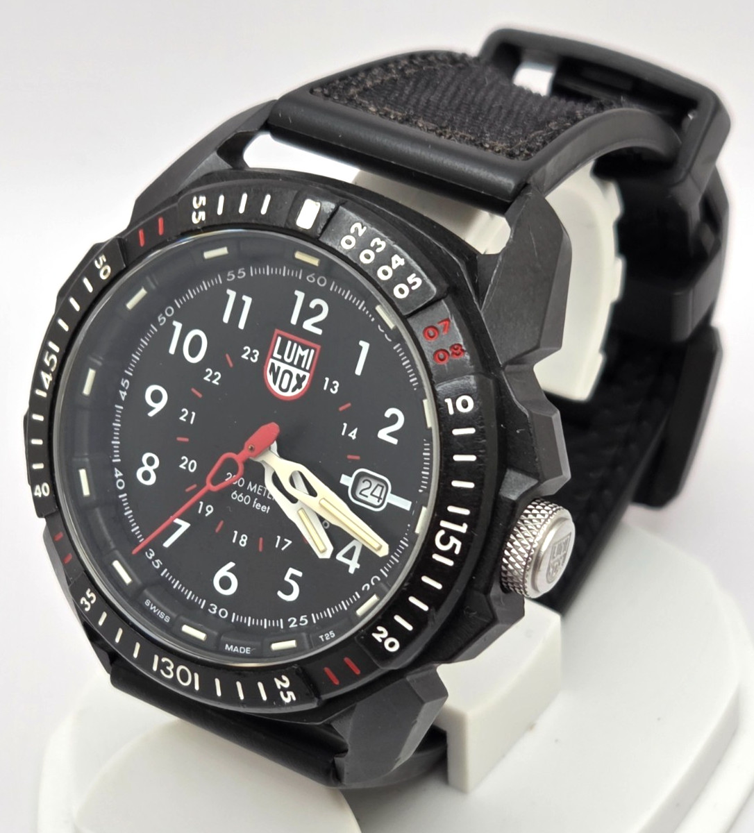 Luminox ICE-SAR Arctic Search & Rescue, Carbonox, Sapphire Crystal, XL.1001.ICE