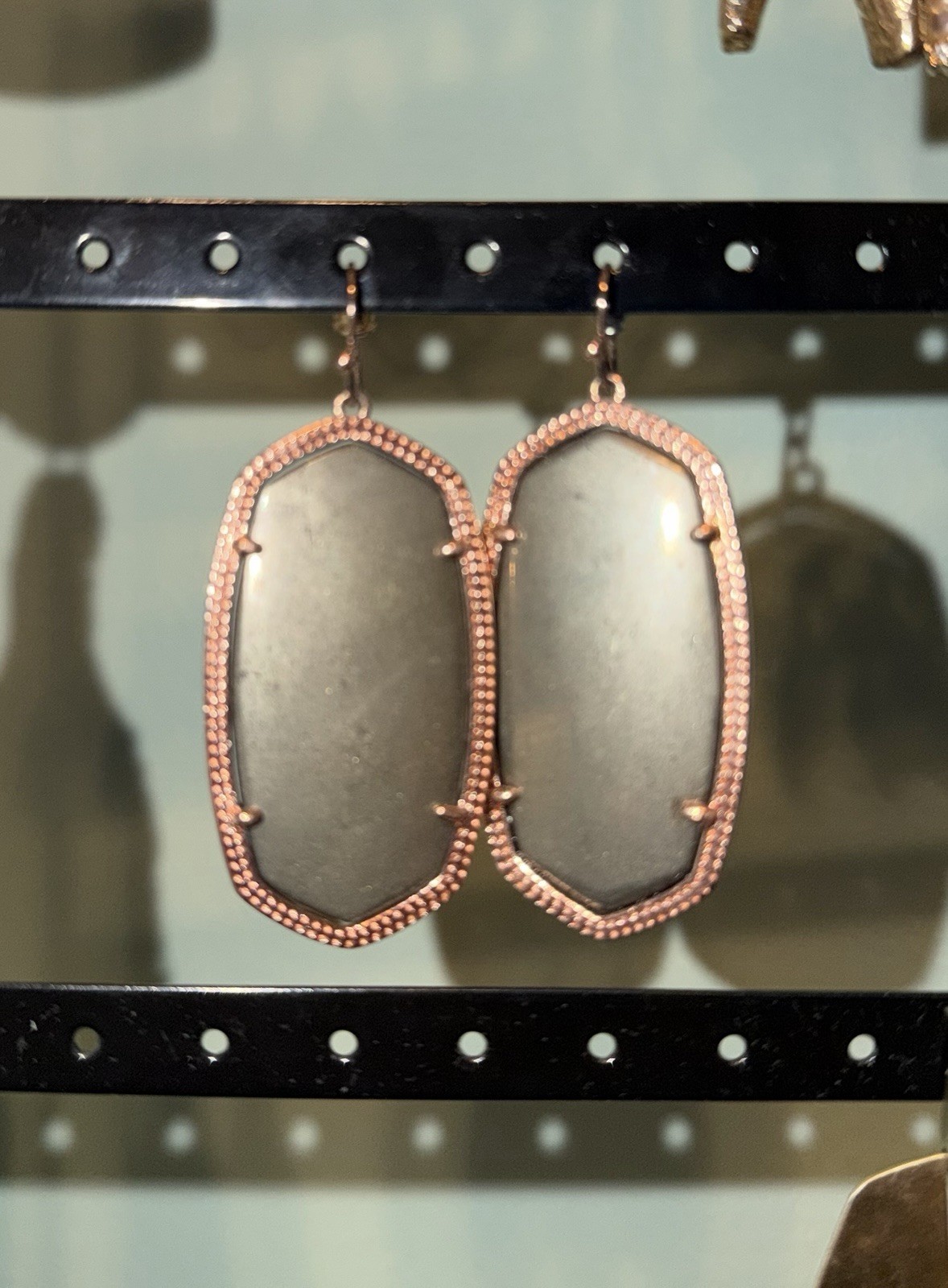 Kendra Scott Rose Gold Plated Metal Hook Dangle Earrings Gray Oval Stone Drop