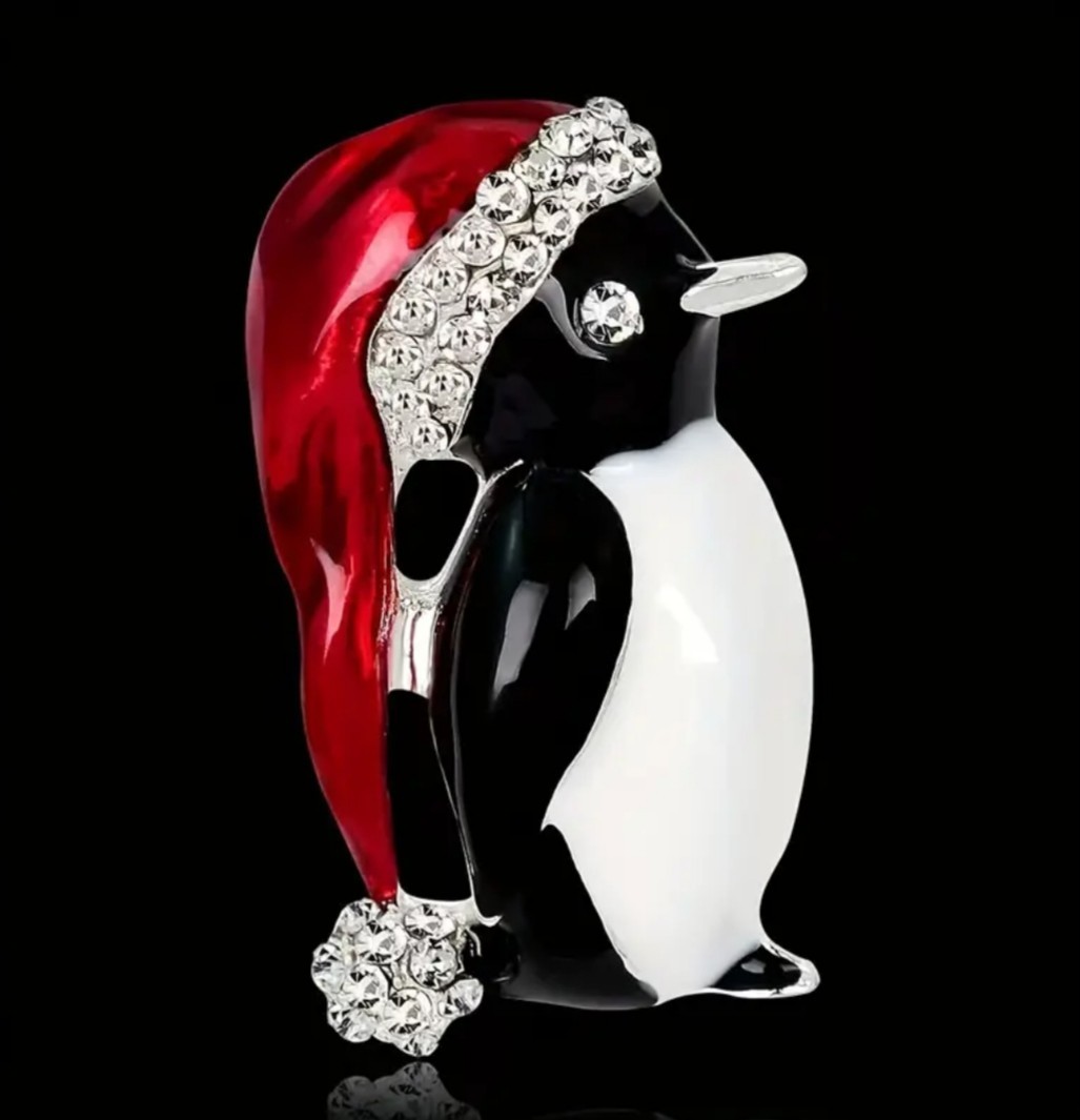MR PENGUIN CHRISTMAS WINTER RHINESTONE & ENAMEL PIN BROOCH~VINTAGE STYLE