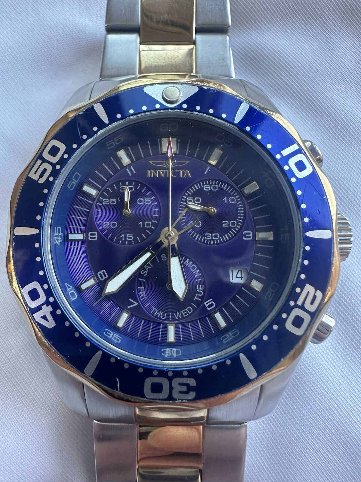 INVICTA Flame-Fusion Crystal Model 5701 Rare