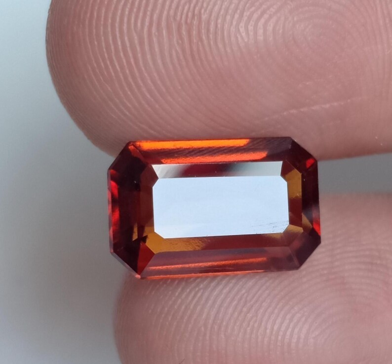 AAA++ Hessonite Garnet Octagon Earth Mined Mozambique Loose Gemstone 5.75 Ct