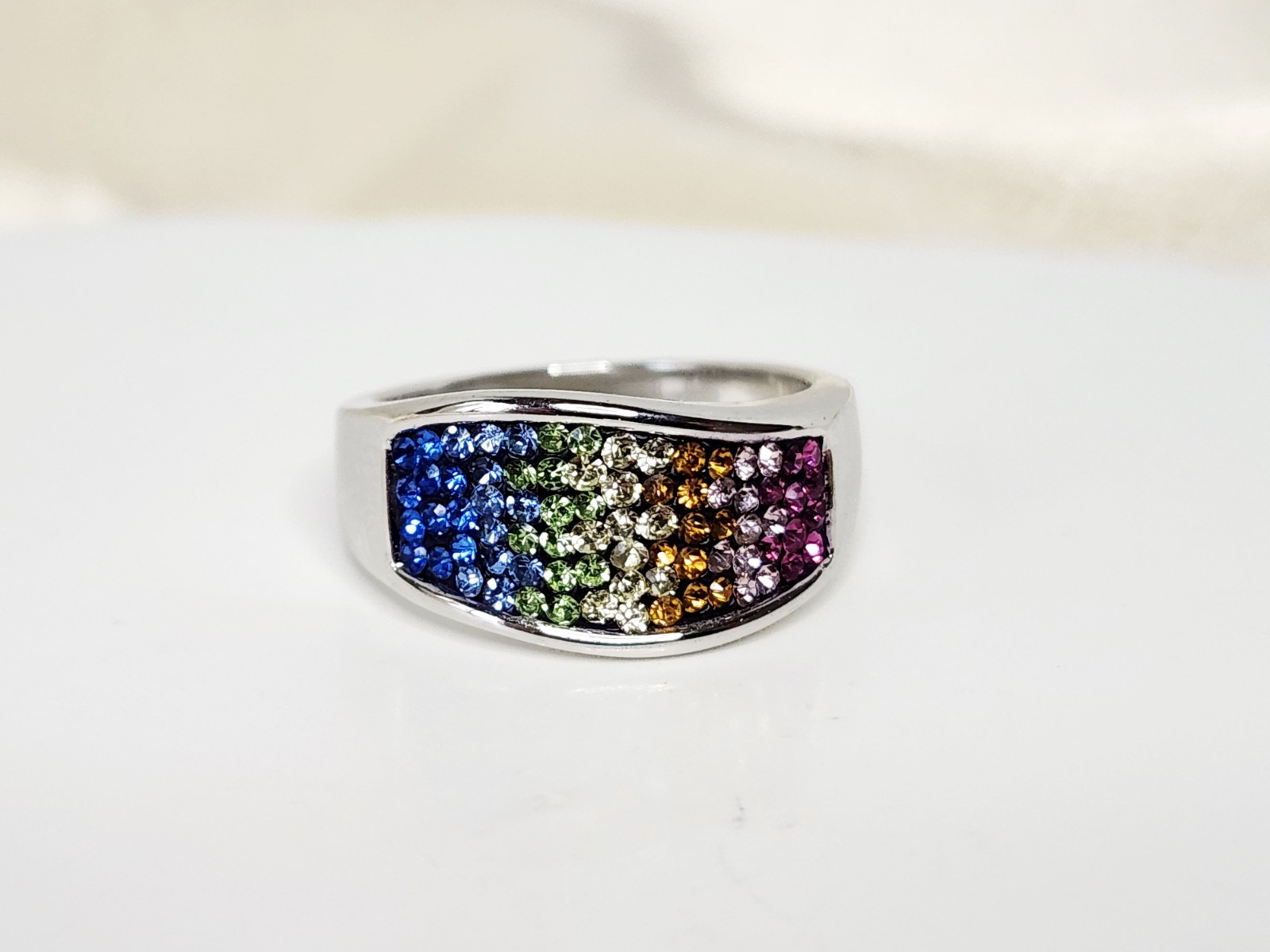 ATI BR CH Rainbow Crystal Silver Tone Wide Band Ladies Ring – Sz 6.75