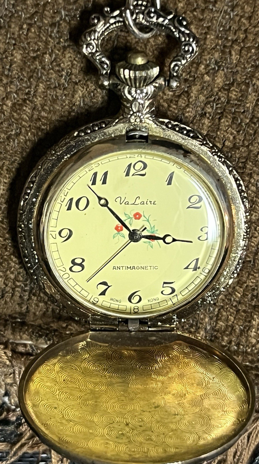 Va Laire Vintage Antimagnetic One Jewel Unadjusted Mechanicald Pocket Watch
