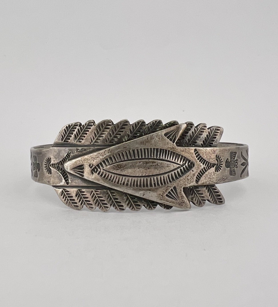 OLD 1940’s Fred Harvey Navajo Coin Silver Stamped Arrow Snake Cuff Bracelet