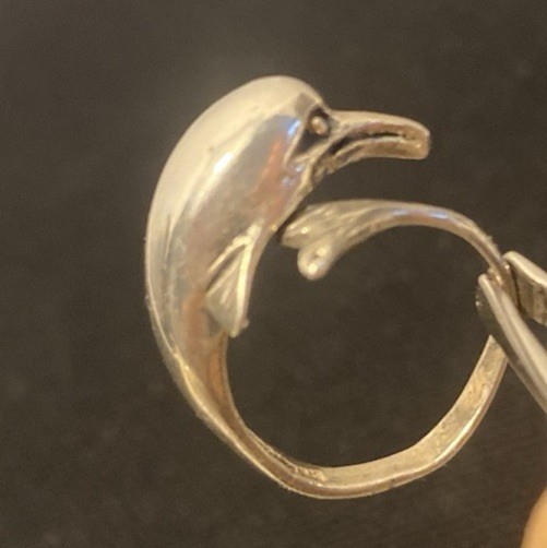 STERLING SILVER DOLPHIN RING SIZE 5 4.0G