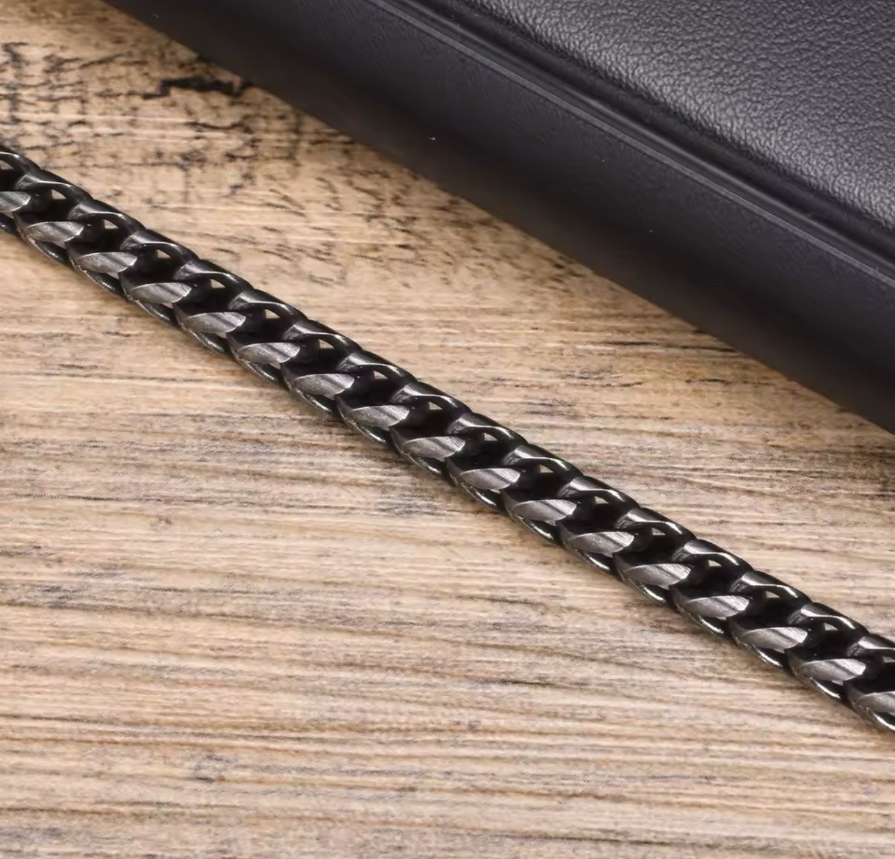 Men’s vintage stainless steel bracelet, double-layer round curved chain bracelet