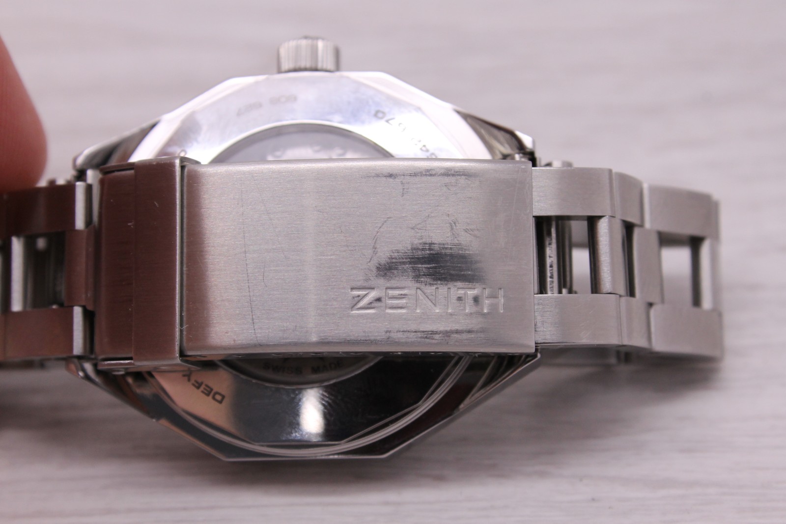 Zenith Defy Revival A3642 Mens 37.5mm Automatic Divers Watch Boutique w Band Box