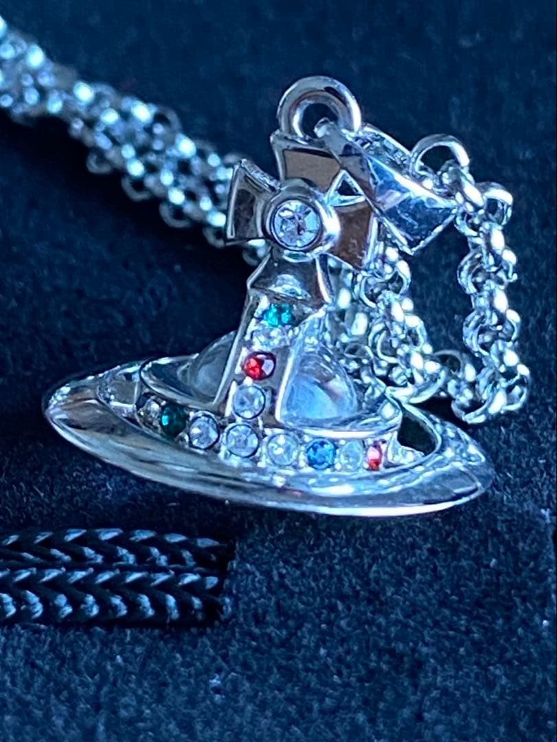 Petite Orb Necklace