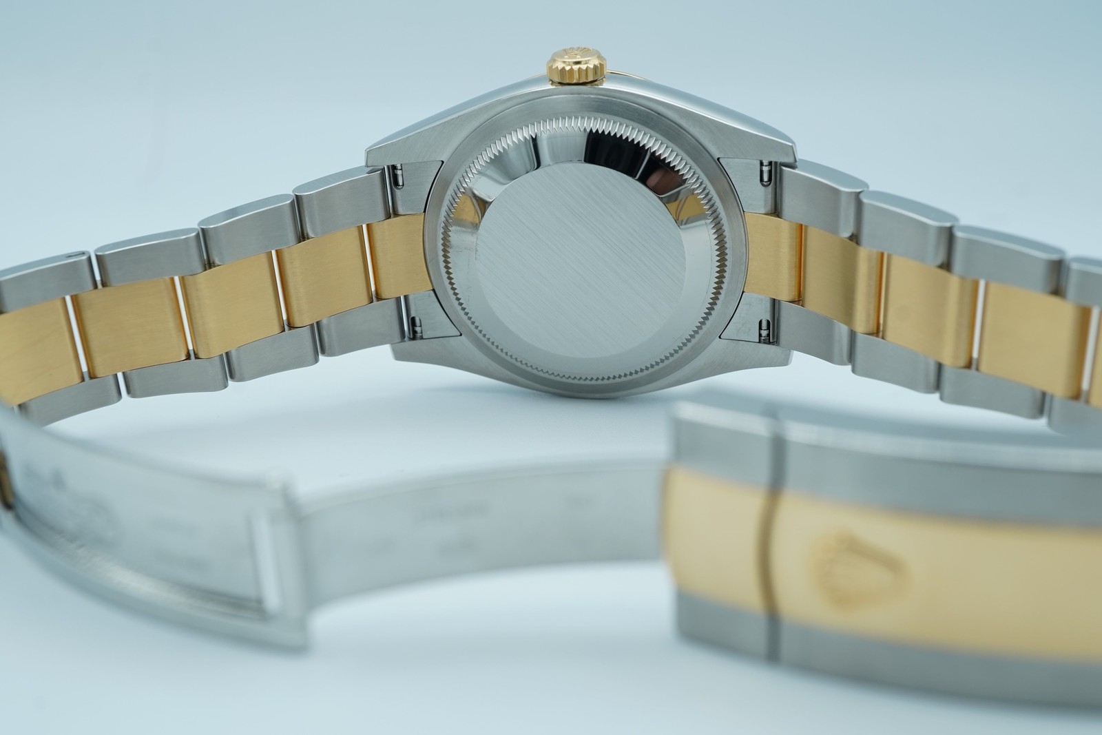 Rolex 126233 Datejust 36 mm Champagne Dial Oyster Bracelet Box and Papers 2023