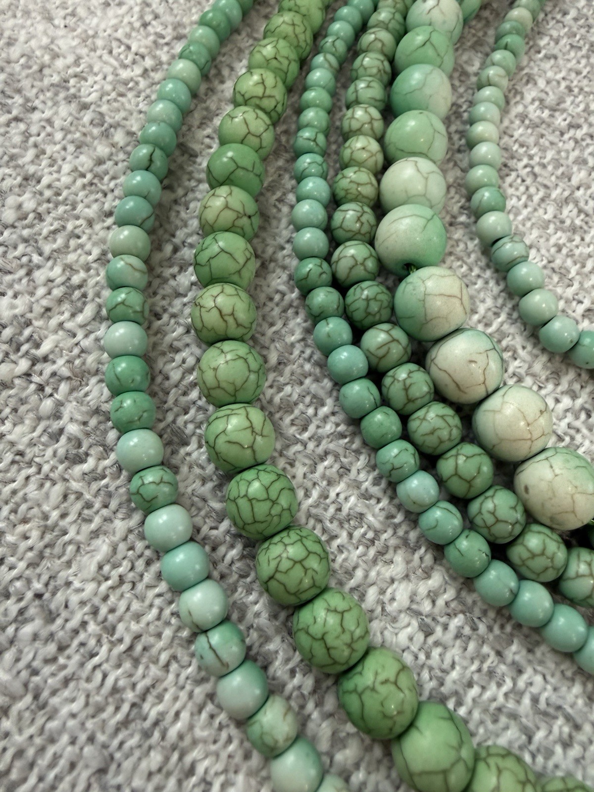 Vintage China Craftsman Green Multi-Strand Layered Howlite Breads Necklace