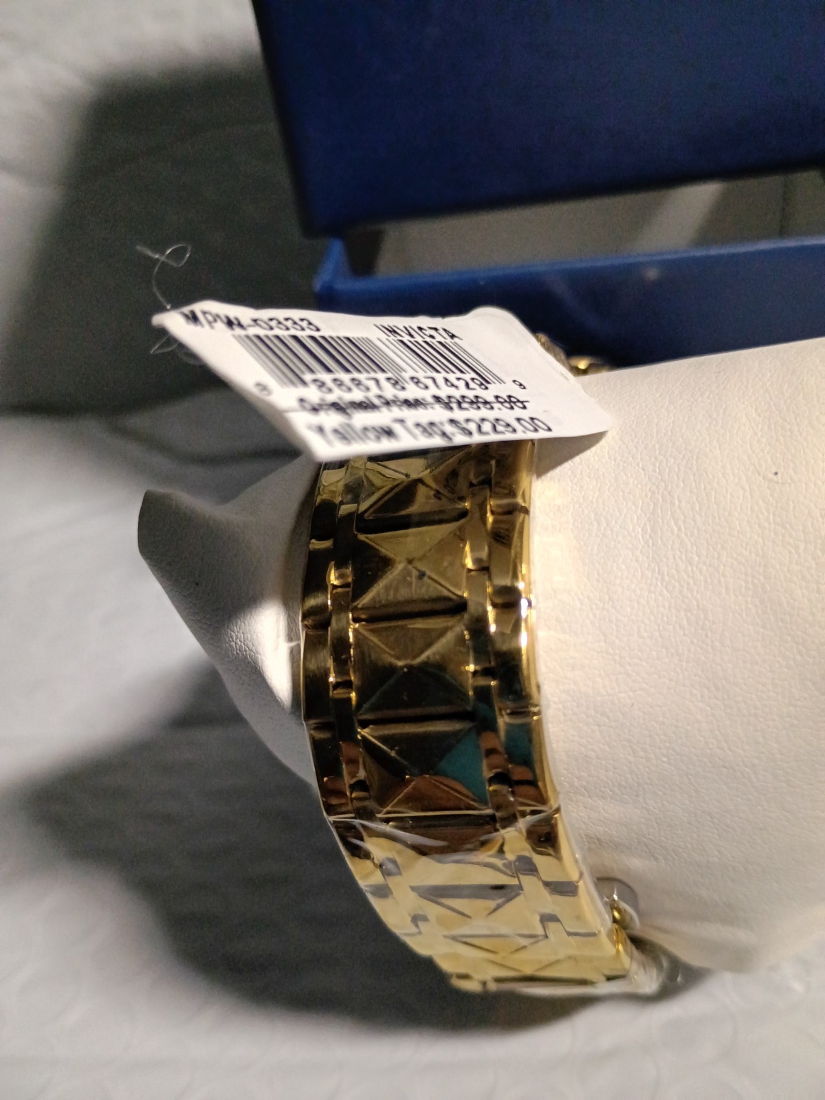 10- Montres Prestige X Invicta Men’s Watch – 44.5mm, Gold (MPW-0333) New In Box