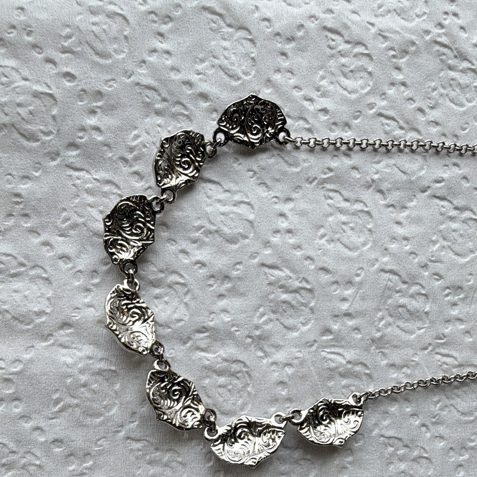 Macy’s 2028 Brand Silvertone White Crystal Oval Necklace 16 in NWT