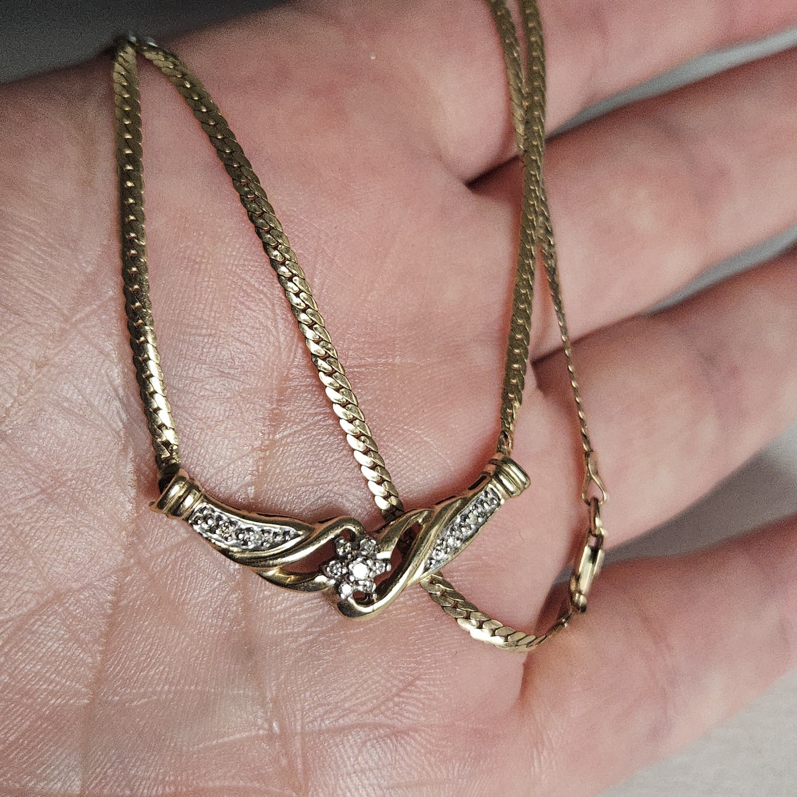 10k Solid Yellow Gold Diamond Accents 17 Total Inches Sets At 16″ Flat Curb