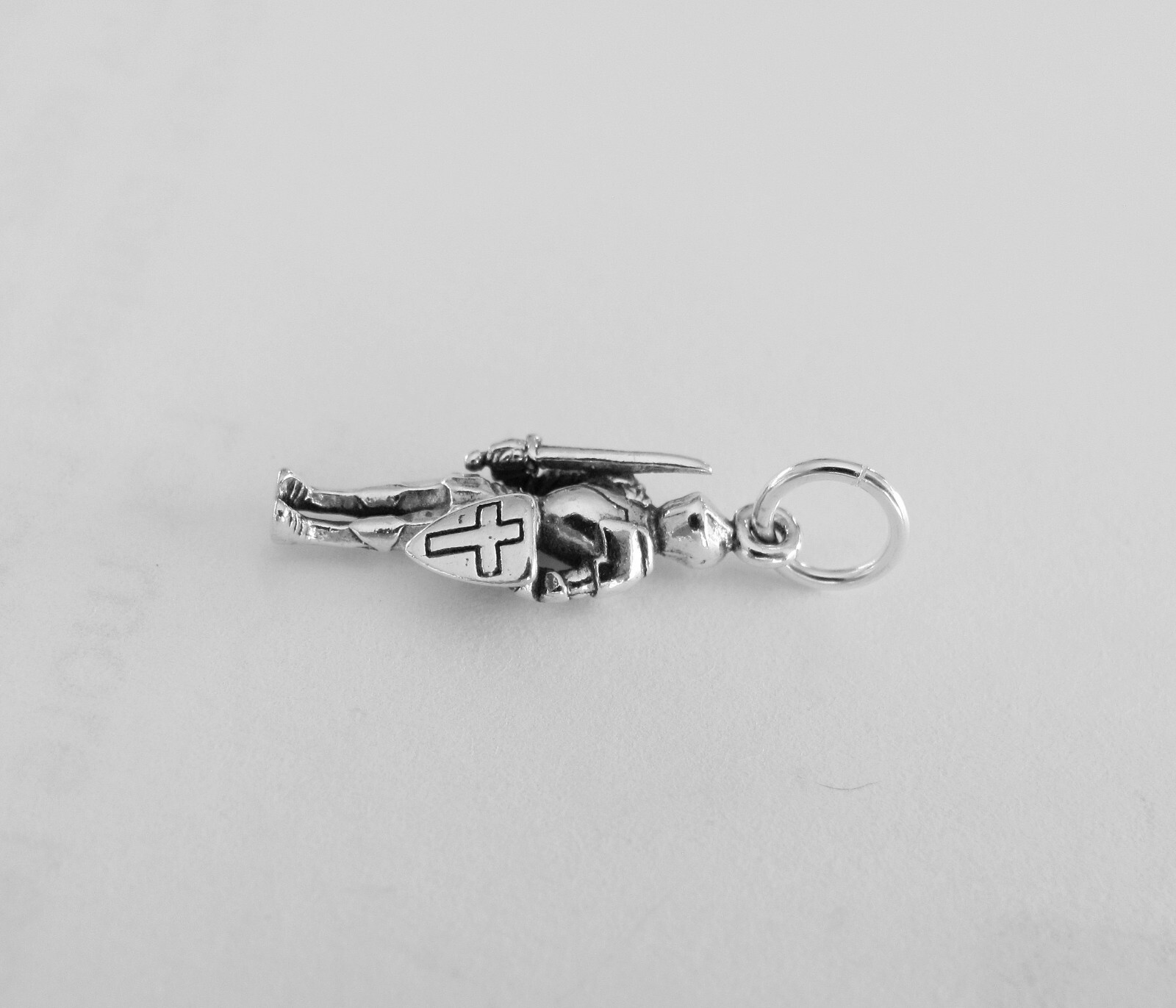 Sterling Silver 21mm Knight in shining armor charm