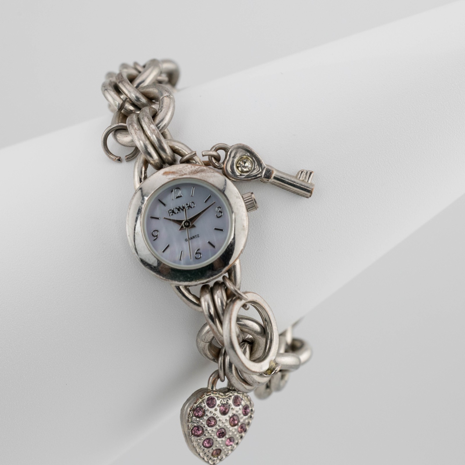 BONGO BG4750 Charm Bracelet Quartz Analog Women’s Watch Sz. 6 1/2″ New Battery