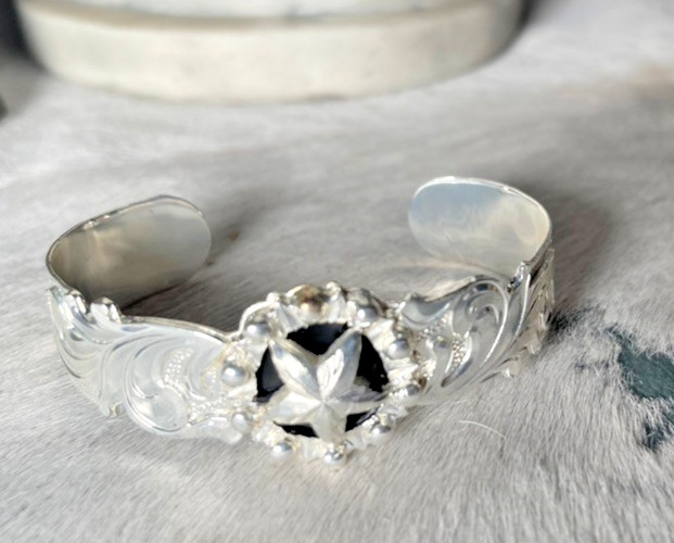 Western Womens Bracelet 7 x 1 in Star Silver Cuff Cowboy Open Cut Adjustable