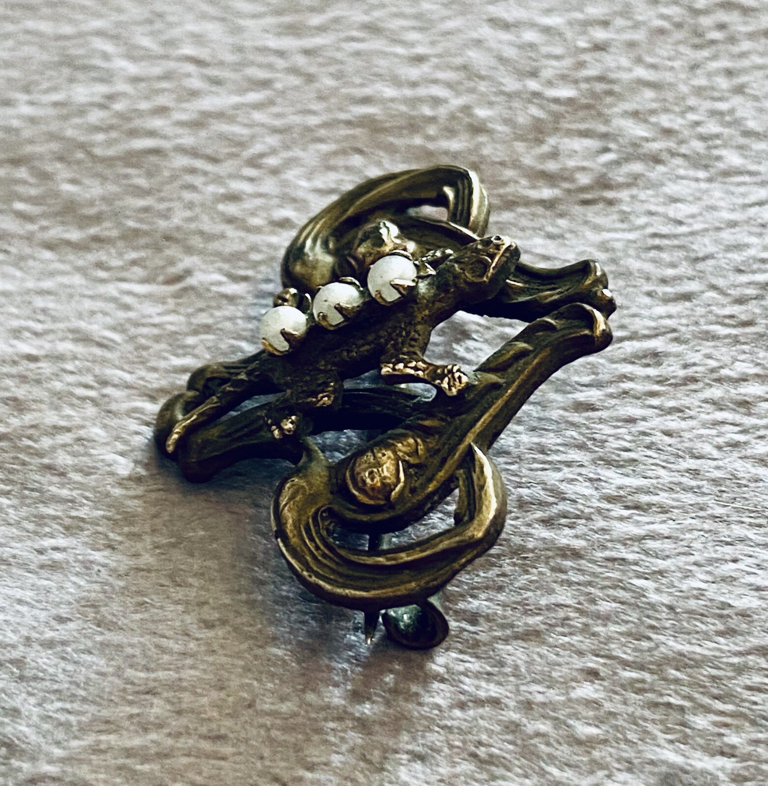 Victorian Unique Ornate Lizard Gold Filled 1” Bar Pin with Seed Pearl Accent