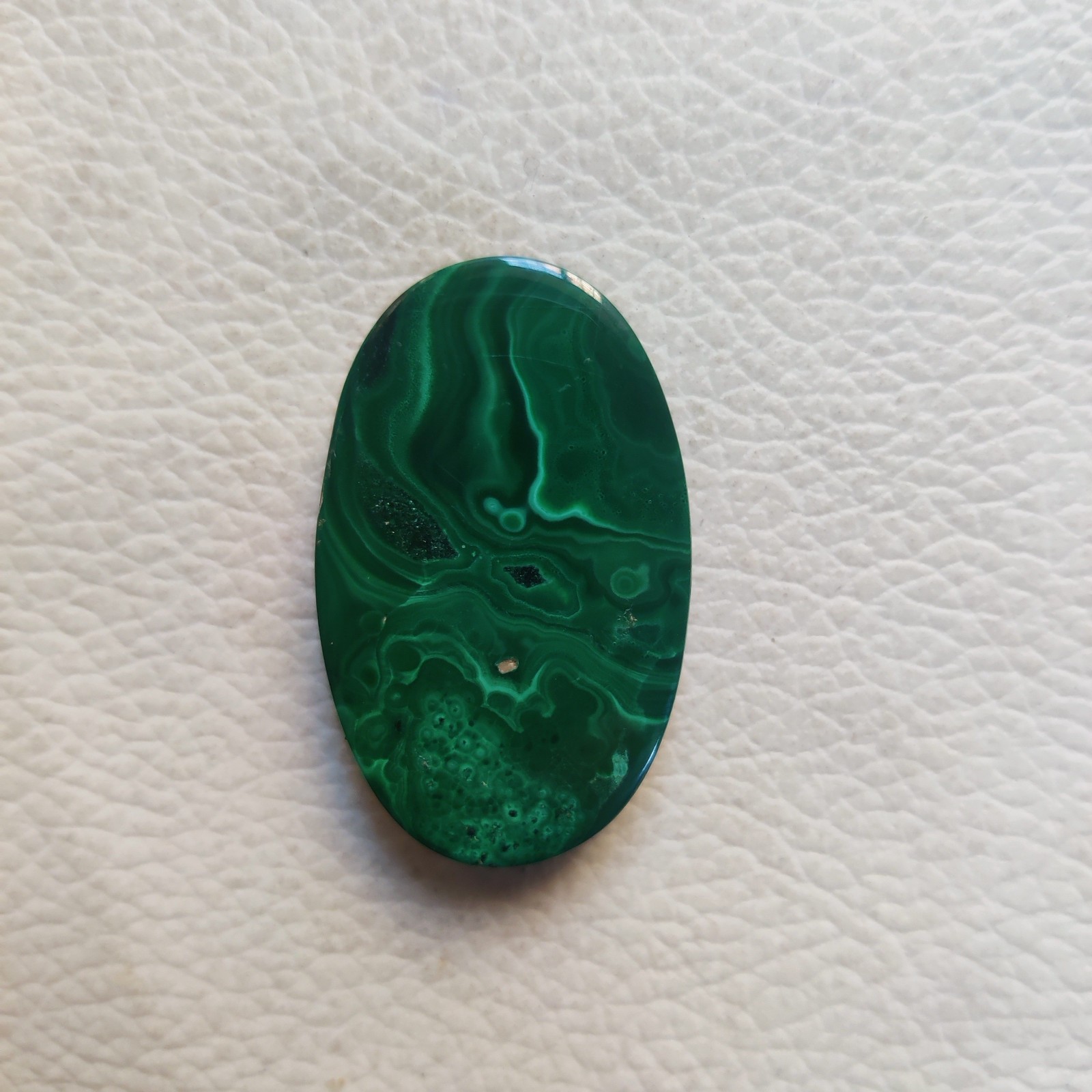 Natural Green Malachite Loose Gemstone Cabochon,Oval-57 CT,34 X 22 X 6 MM