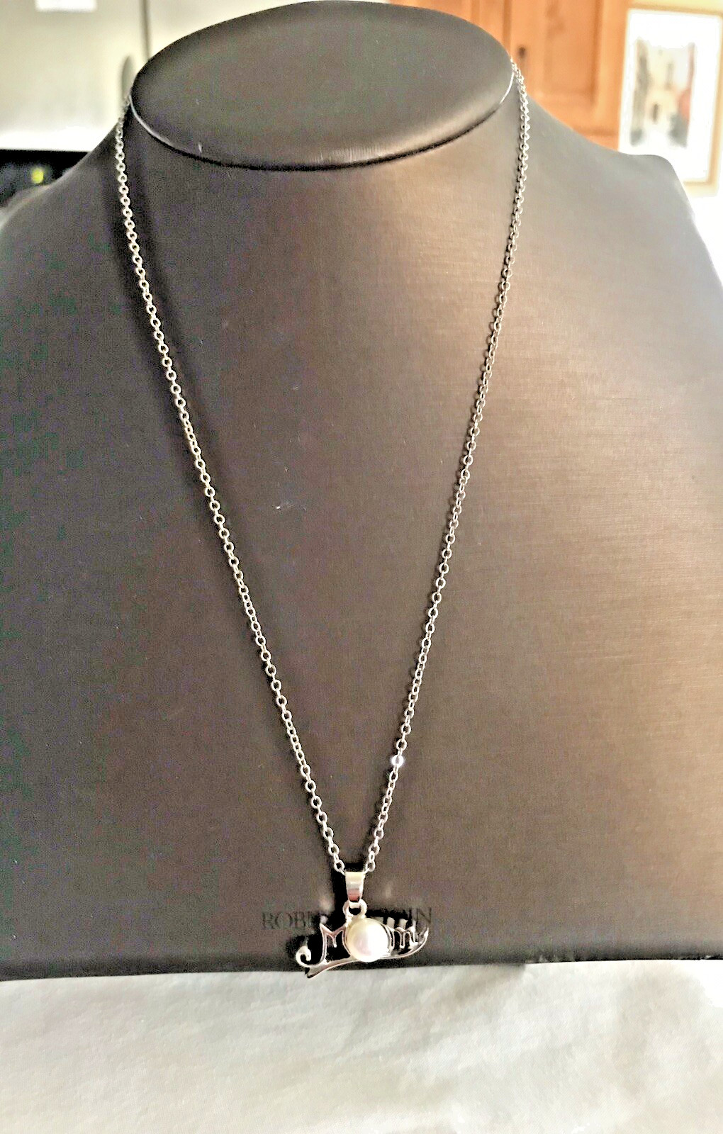 NEW SILVER TONE “MOM” WITH PEARL 7/8″ PENDANT 18″ + EXTENSION CHAIN NECKLACE