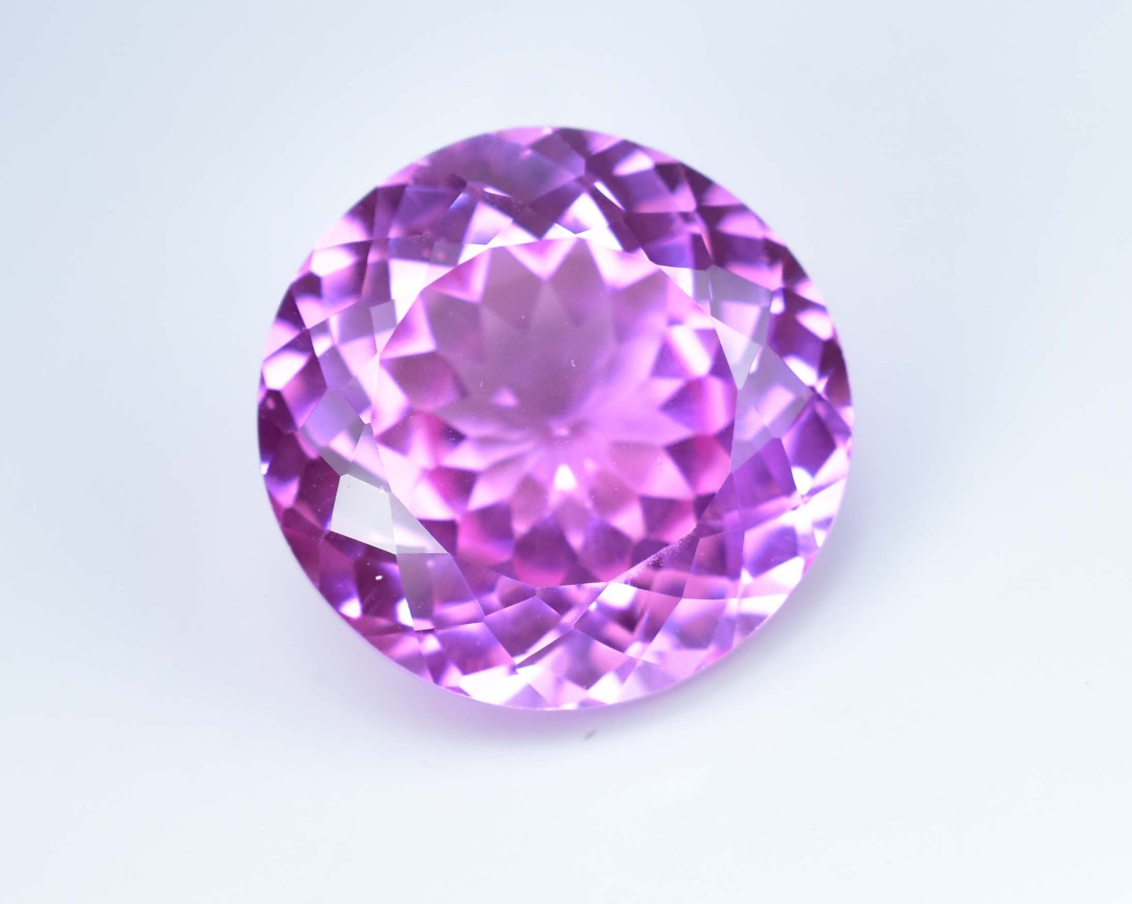 20.00 Ct Natural Pink Morganite Flawless AGL Certified Round Cut Loose Gemstone