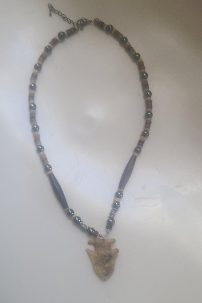 Indian Arrowhead Vintage 1970’s Groovy Bead Choker Necklace – Hippie Bohemian