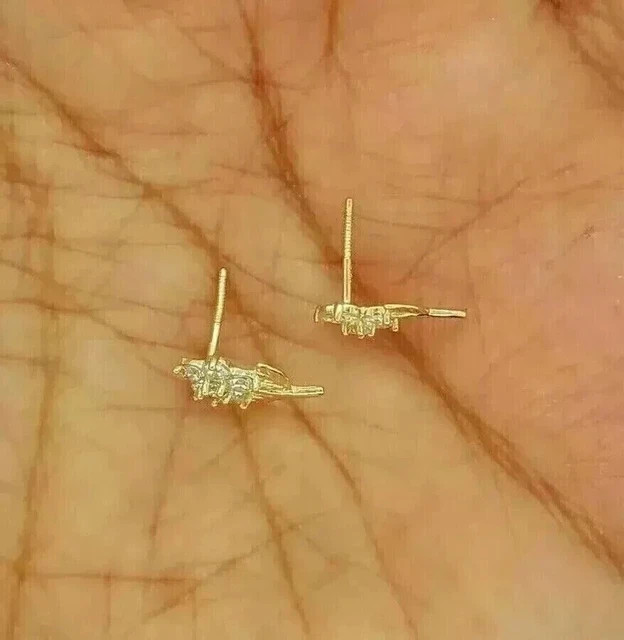 Lab Grown Diamond 14K Yellow Gold Plated Stunning 1ct Flower Stud Earring Silver
