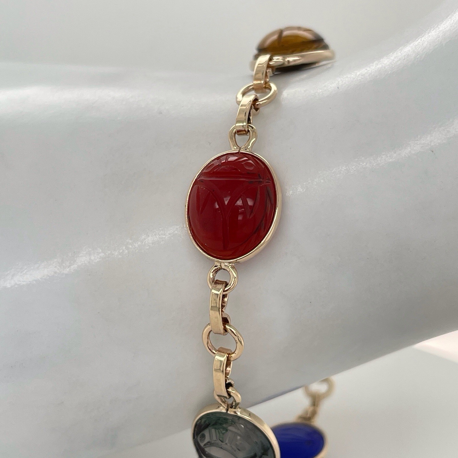 14k Yellow Gold Bezel Set Oval Multi Gemstone Scarab Bracelet 7 3/8” – 8.6 Gr.