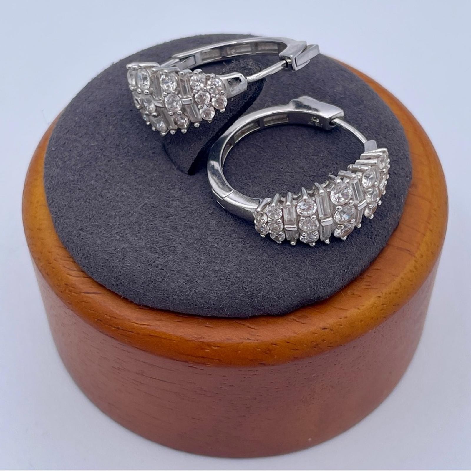 FZN Fusion Creation Sterling Silver CZ Pavé Leverback Hoop Earrings 925 Designer