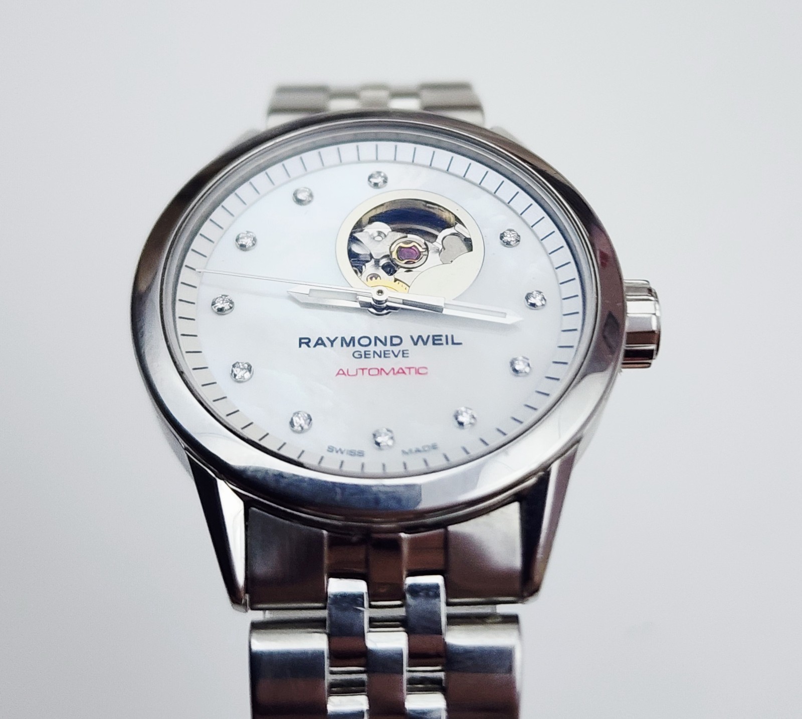 Women’s SWISS AUTOMATIC Watch RAYMOND WEIL “Freelancer” 2410. Marked Diamonds
