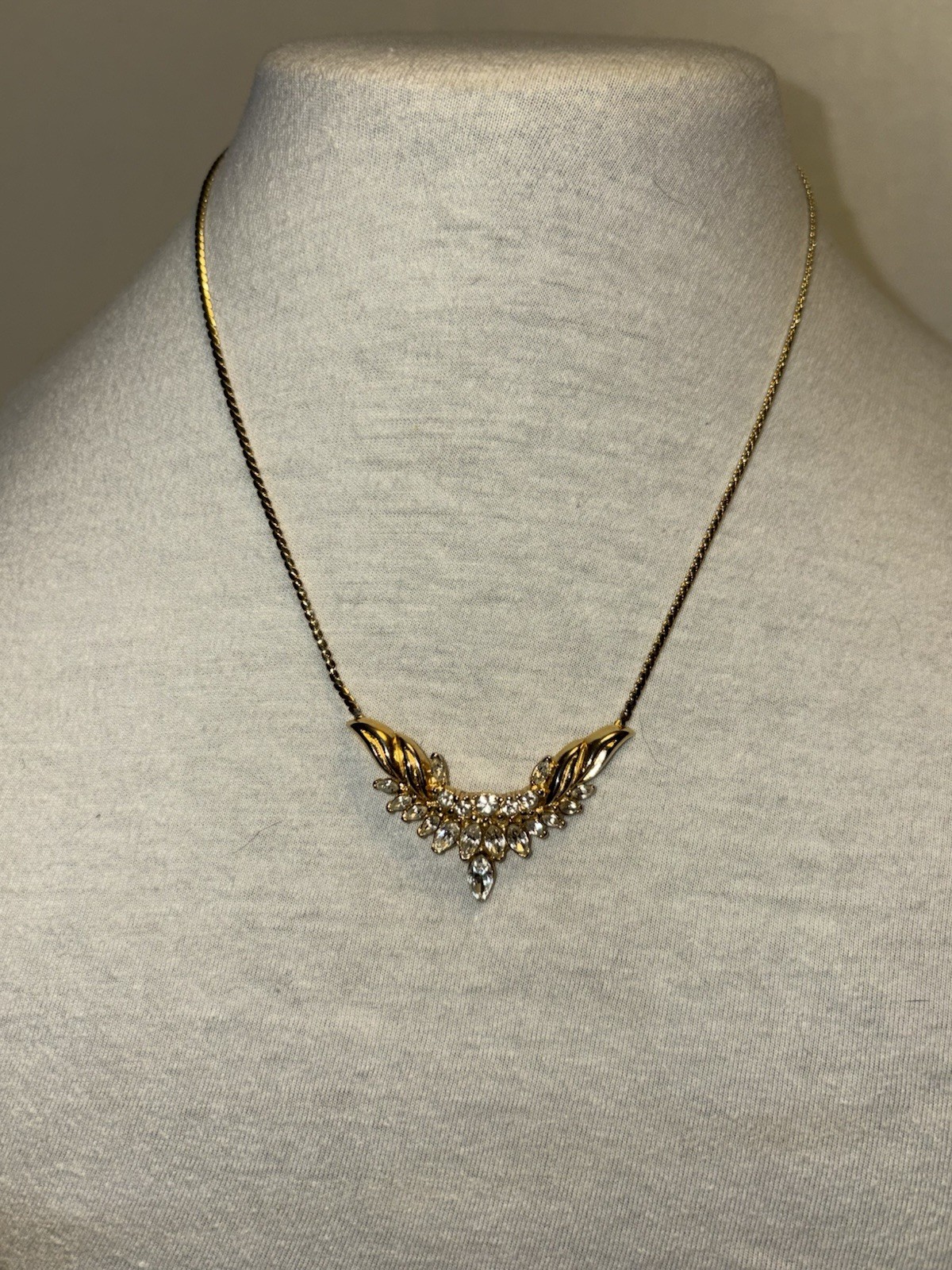 Vintage Crown Trifari Alfred Phillippe Gold Toned Rhinestone Coronet Necklace