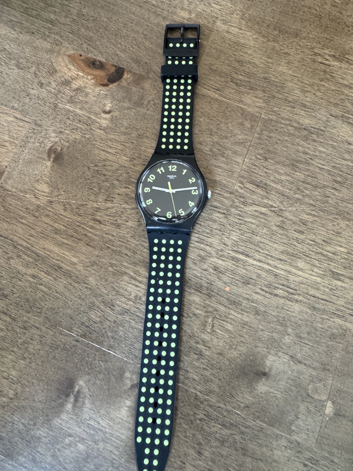 Swatch SUOB147 “Punti Gialli” Swiss Quartz Watch