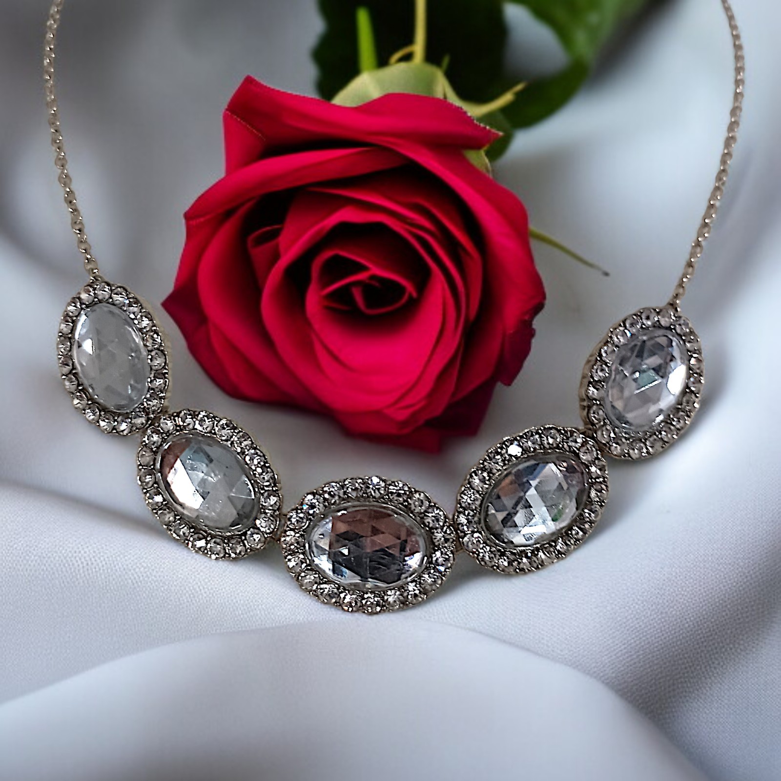 Vtg Y2K Oval Rhinestone Statement Necklace Silver Tone Bridal Prom Glam Sparkler
