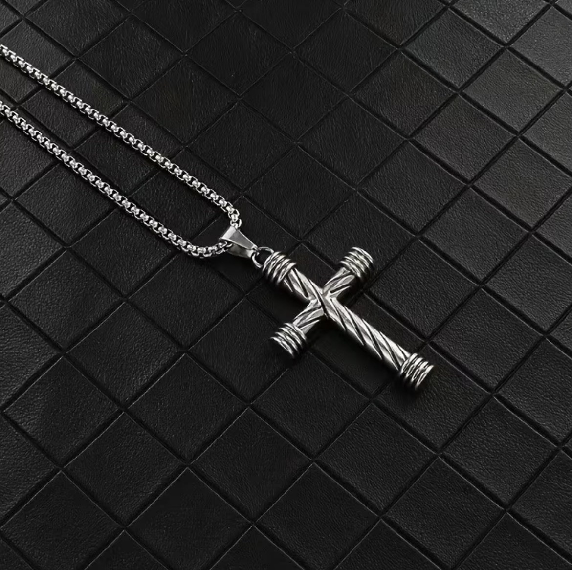 Celtic Cross Necklace 304L Stainless Steel Christian Bible Pendant Design