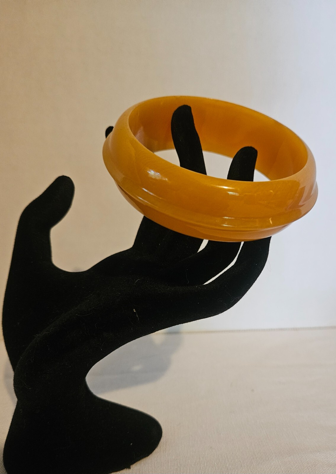 Vintage Lucite Acrylic Butterscotch Ringed Bangle Bracelet