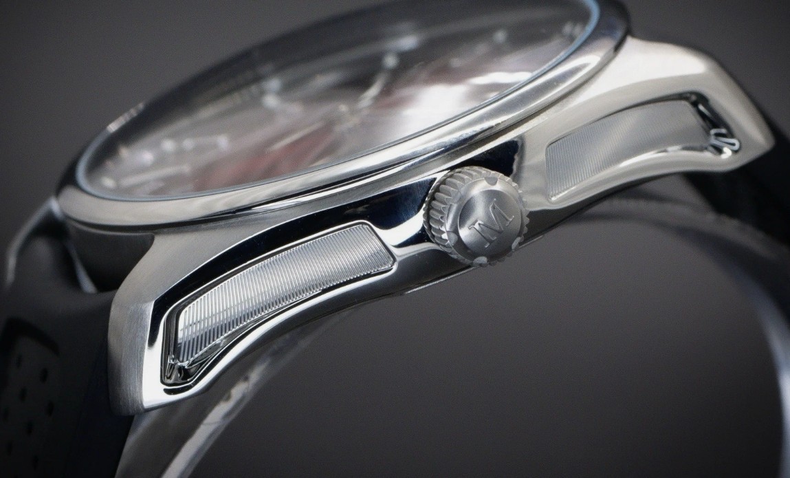 H MOSER CIE 2025 Pioneer Metal & Rubber Straps | Mad Red Fumé | Ref. 3200-1207