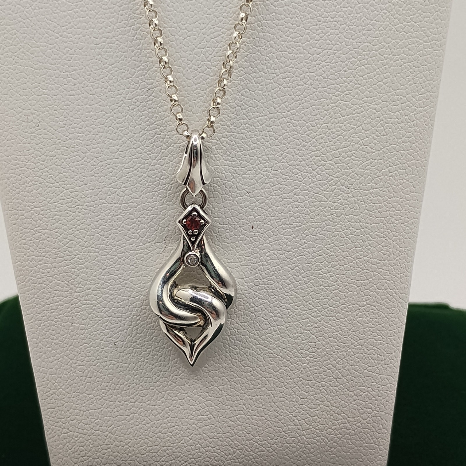 Scott Kay Sterling Silver and Garnet Pendant on an 18-inch Rolo Chain