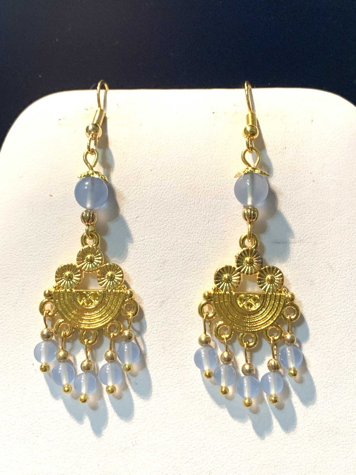 *NEW ITEM*HANDCRAFTED NATURAL BLUE CHALCEDONY ART-DECO CHANDELIER EARRINGS.g