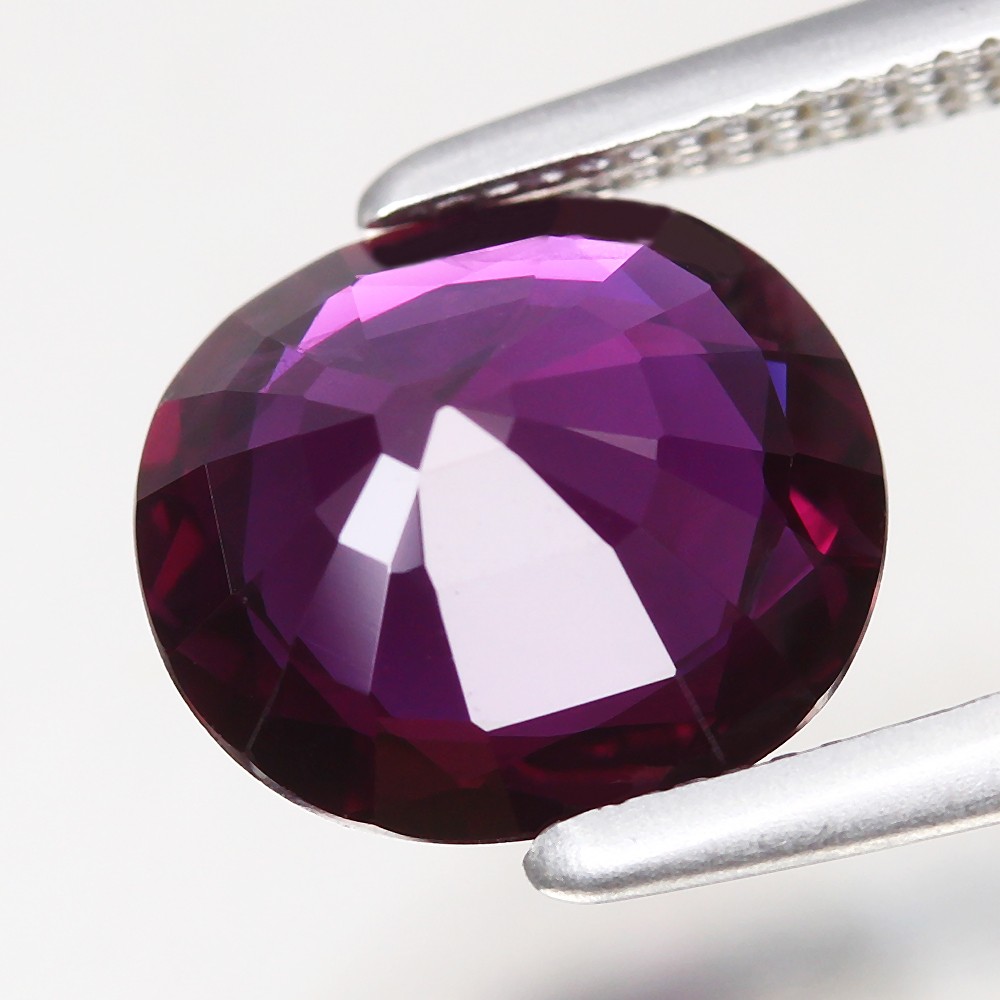 1.64ct Oval 7.7x7mm VS Natural Heated Purplish Red Ruby – Mozambique, Africa✨