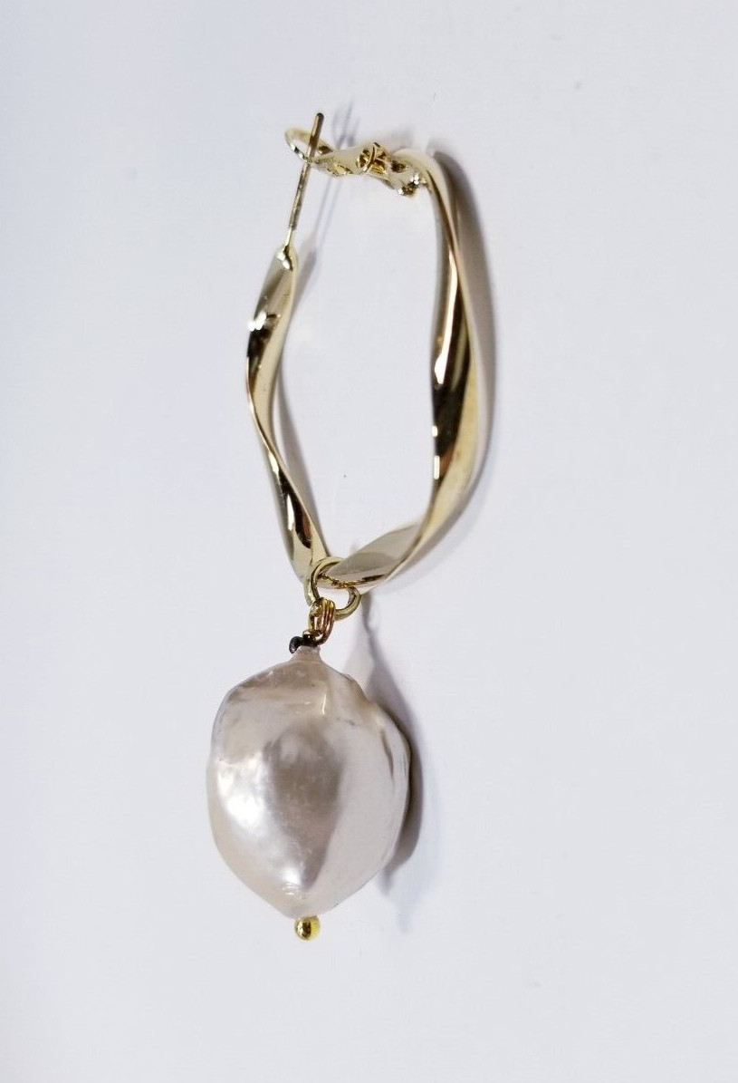 Nakamol Chicago Medium Sized Gold Tone Hoop Earrings With Faux Pearls