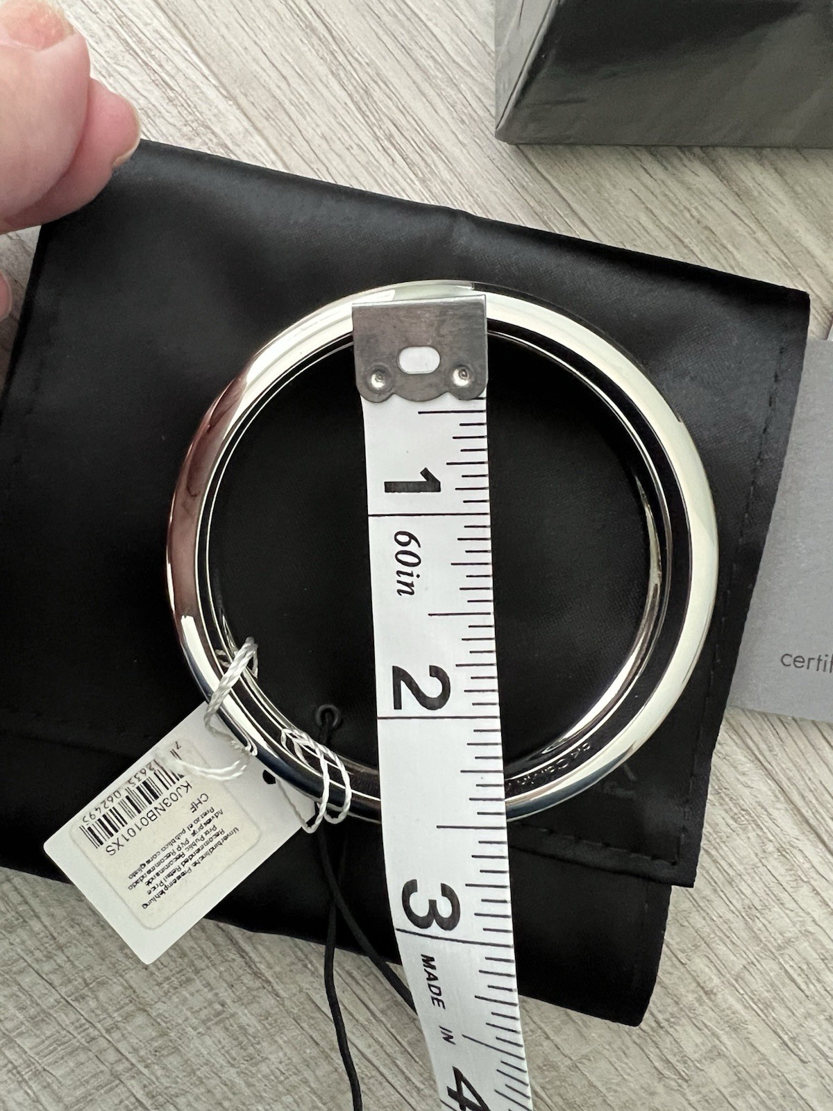 NIB Calvin Klein Jewelry Women’s Ellipse Silver Stainless Steel Bracelet Medium