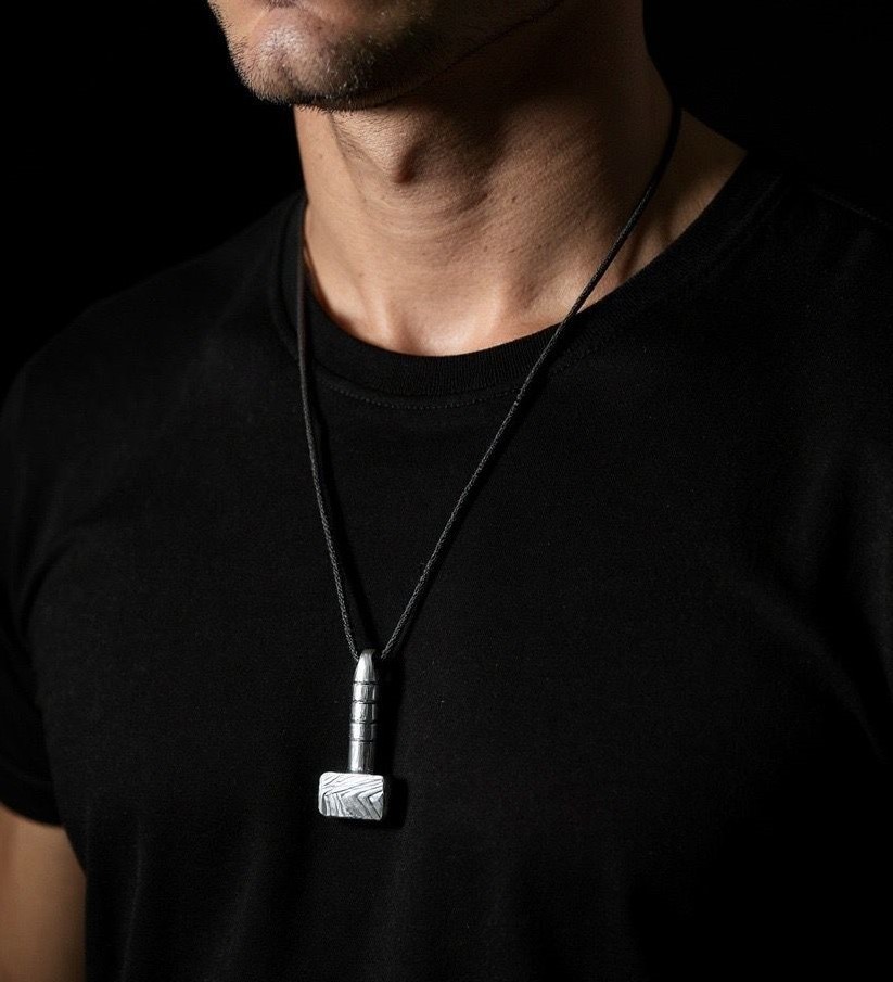 Hand Forged Damascus Steel Thor Mjolnir Necklace Viking Hammer Pendant Men Gift