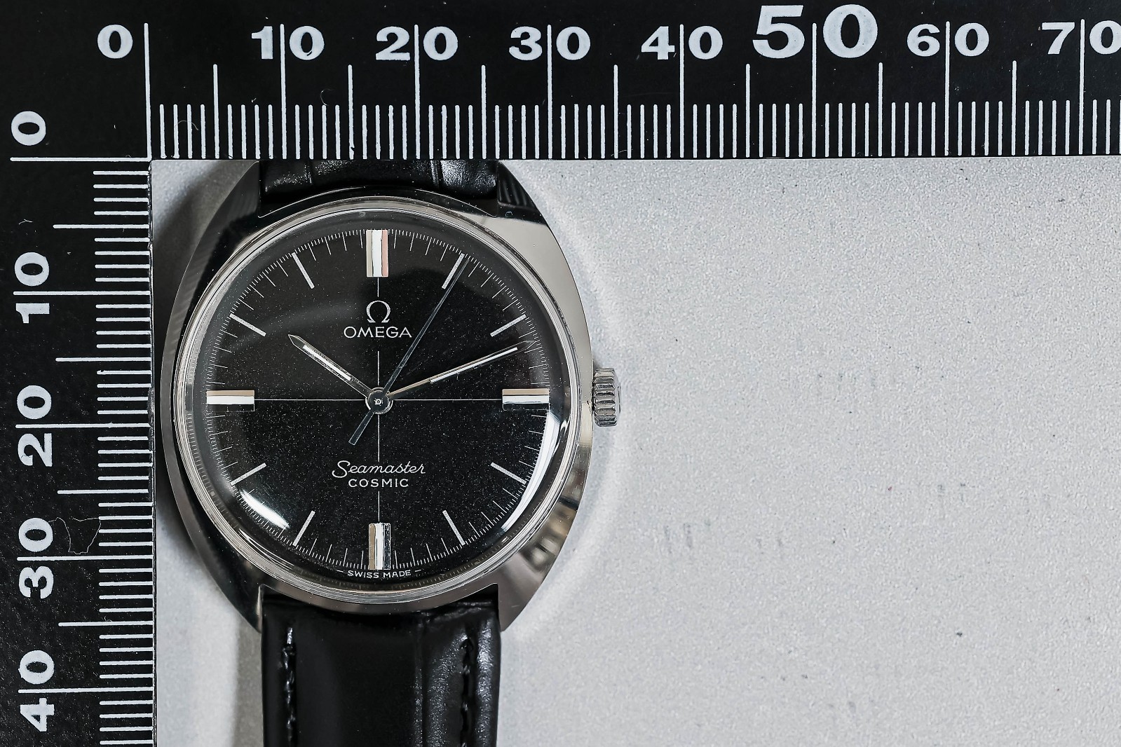 *MINT* Vintage 1960s OMEGA Seamaster COSMIC TOOL.105 Hand Winding Black 33mm Men
