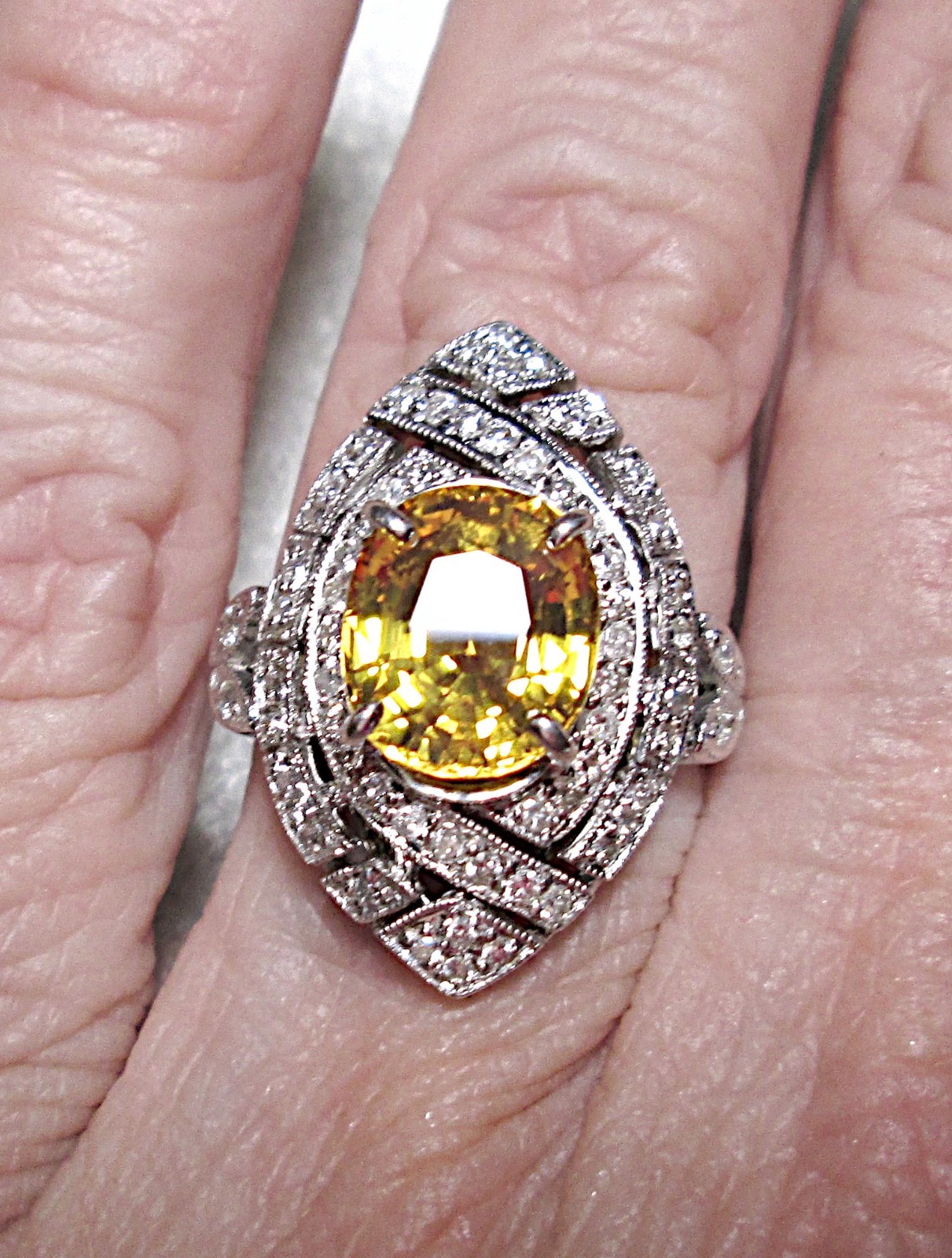 GORGEOUS 18K WG NATURAL SAPPHIRE DIAMOND RING SEPT BIRTHSTONE