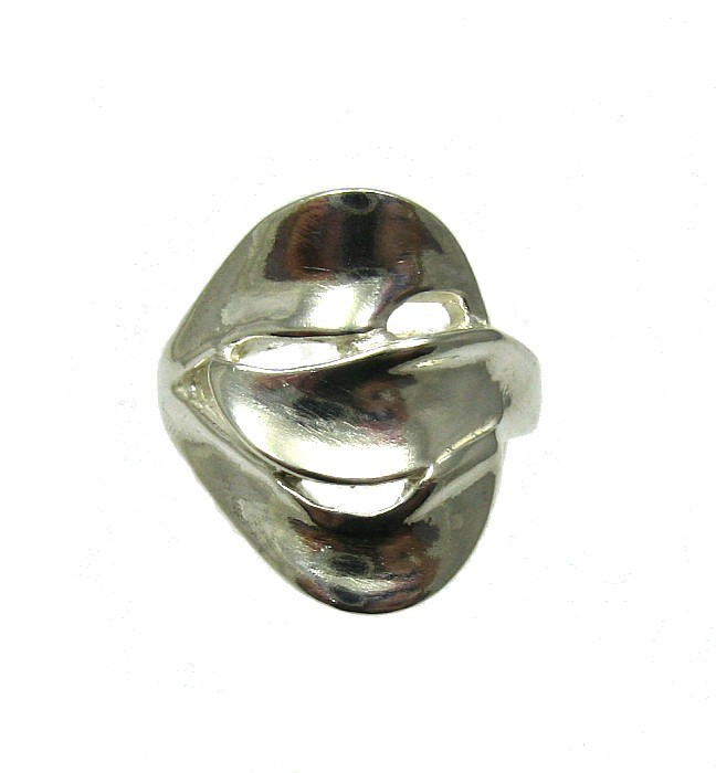 Extravagant Sterling Silver Ring Stamped Solid 925 Perfect Quality Handmade