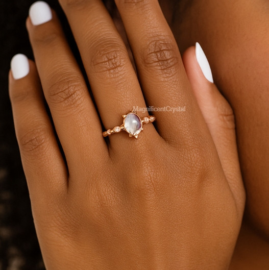 Vintage Natural Moonstone Ring Handmade Boho Healing Jewelry Gift Cancer/Pisces